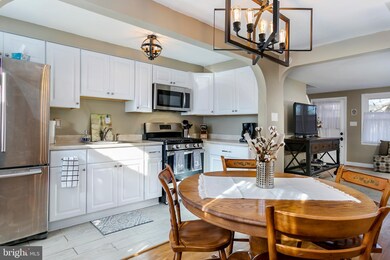 3727 Clarenell Rd, Baltimore, MD 21229 - photo 7