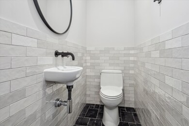 815 Ralfallen St, Houston, TX 77008 - photo 7