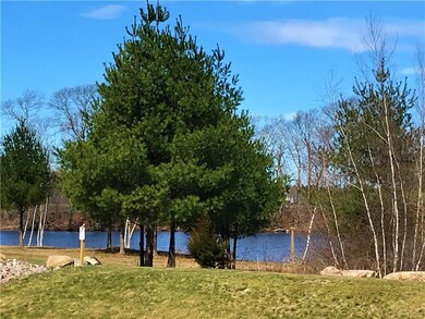 128 Brigade Dr, North Kingstown, RI 02874 - photo 3