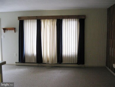 6240 Huntingdon St, Harrisburg, PA 17111 - photo 5