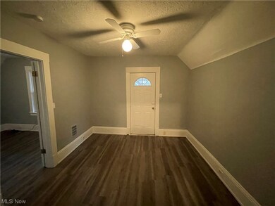 13409 Harvard Ave unit UP, Cleveland, OH 44105 - photo 5