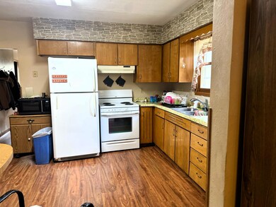 7 Kitchen
