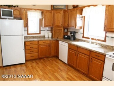 9188 Oriole Ln SW, Alexandria, MN 56308 - photo 5