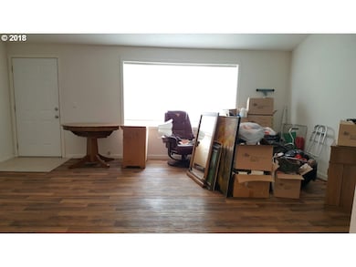 221 NW Blair St unit 29, Sheridan, OR 97378 - photo 6