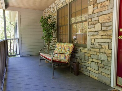 Come Relax on Your Covered Front Porch!