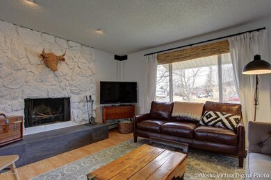 6043 E 22nd Ave (4)