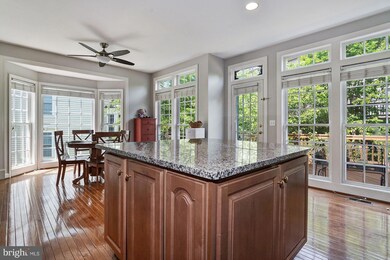 8298 Reiser Ln, Lorton, VA 22079 - photo 3