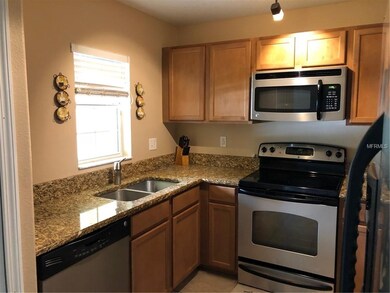 Kitchen w/Granite Countertops, Stainless Steel App