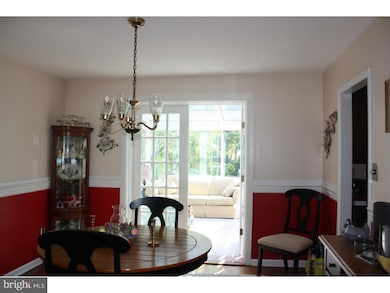 4944 Jackson Dr, Brookhaven, PA 19015 - photo 5