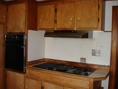 132 Charles Ave, Stoughton, MA 02072 - photo 7