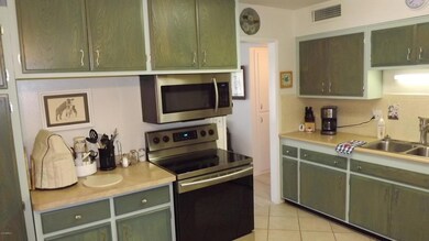 9945 W Hope Cir S, Sun City, AZ 85351 - photo 3