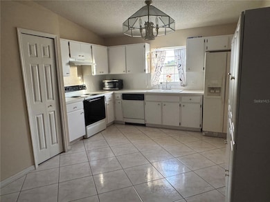 405 Arkansas Ct, Kissimmee, FL 34759 - photo 6