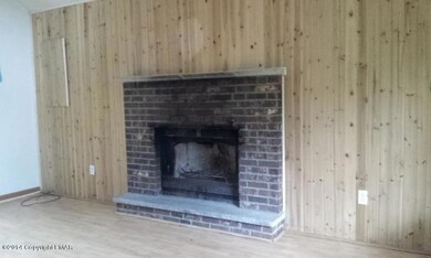 9640 Stony Hollow Dr, Tobyhanna, PA 18466 - photo 3