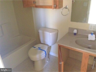 147 W Harmony Dr, Pottstown, PA 19464 - photo 7