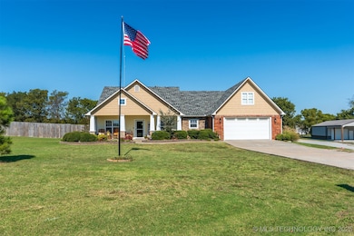 450 Twin Creeks Ln, Pryor, OK 74361 - photo 4