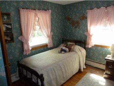 21 Dover St, Concord, NH 03301 - photo 7