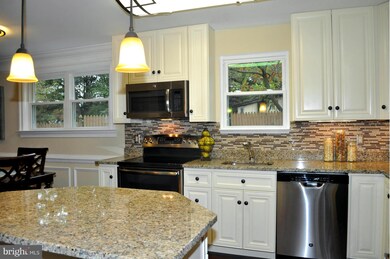 1206 Hunter Rd, Pasadena, MD 21122 - photo 6