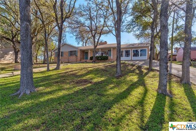 127 Nichols Dr, San Marcos, TX 78666 - photo 2