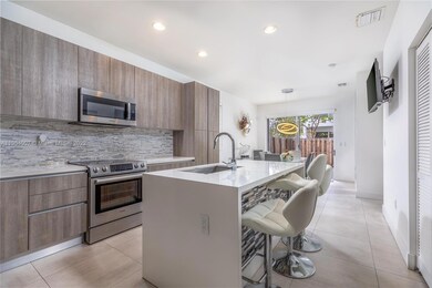 10230 NW 72nd Terrace unit 10230, Doral, FL 33178 - photo 7