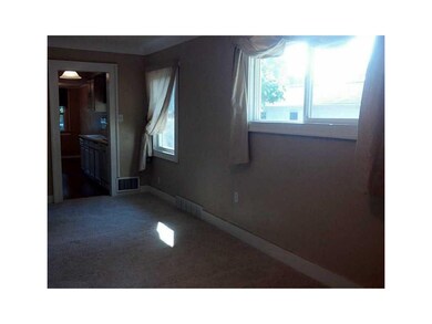 Living Room-L1.