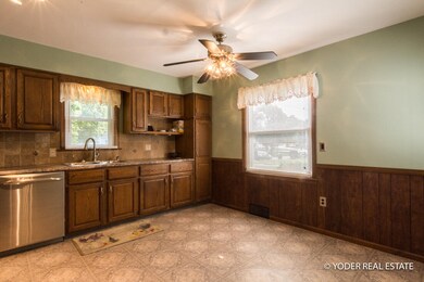 YODERREALESTATE-5