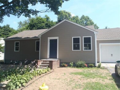 527 Baker St, West Roxbury, MA 02132 - photo 3