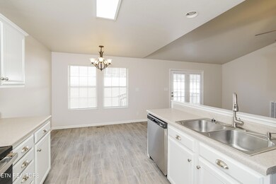 007-photo-kitchen-14149402