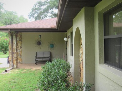A Friendly Welcoming Covered Entryway. 