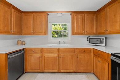 8 Hancock Rd, Hingham, MA 02043 - photo 4