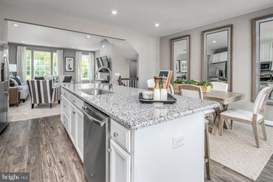 7858 Blackbriar Way, Laurel, MD 20723 - photo 4