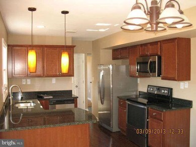 2419 Kinderbrook Ln, Bowie, MD 20715 - photo 6