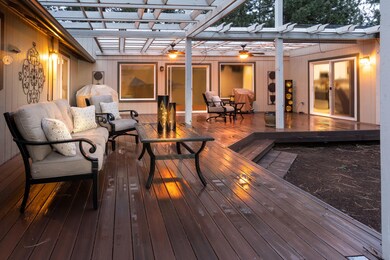 19459 Apache Back Deck 1