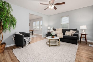010 472 E Markison Ave Columb