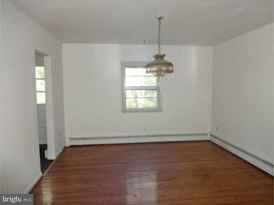 18 Cemetery Ln, Schwenksville, PA 19473 - photo 3