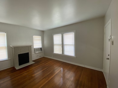 419 W Polk St unit 2, Houston, TX 77019 - photo 4