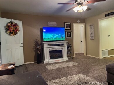 1501 8th Ave NW, Ardmore, OK 73401 - photo 3