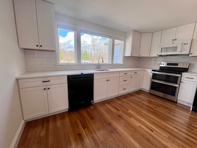 341 S Great Rd, Lincoln, MA 01773 - photo 2