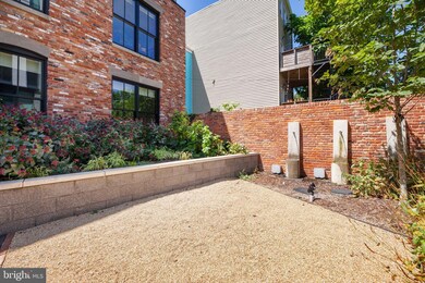 Chapman Stables unit 232, Washington, DC 20001 - photo 7