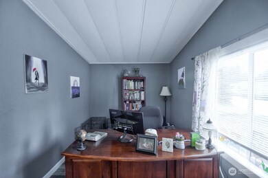 22607 91st Avenue Ct E unit 10, Graham, WA 98338 - photo 6