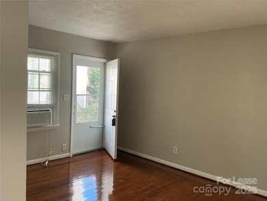 218 Grandin Rd unit 2, Charlotte, NC 28208 - photo 4