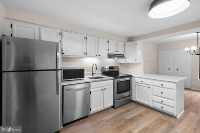 9570 Basket Ring Rd, Columbia, MD 21045 - photo 7