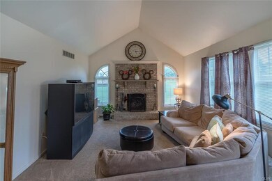 6776 Windermere Ct, Allentown, PA 18104 - photo 3