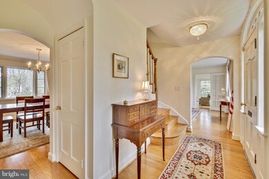 3220 Juniper Ln, Falls Church, VA 22044 - photo 2