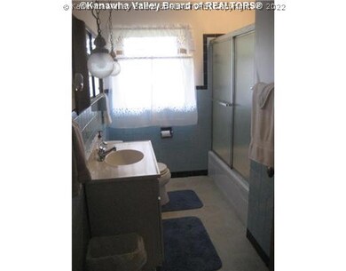 130 Litton Heights, Scott Depot, WV 25560 - photo 4