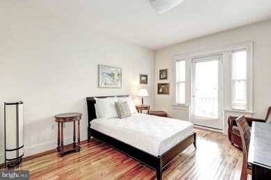 1882 Columbia Rd NW unit 203, Washington, DC 20009 - photo 7