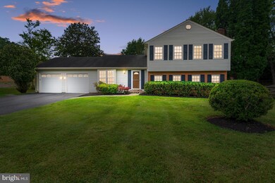 11104 Pinion Ct, North Potomac, MD 20878 - photo 2