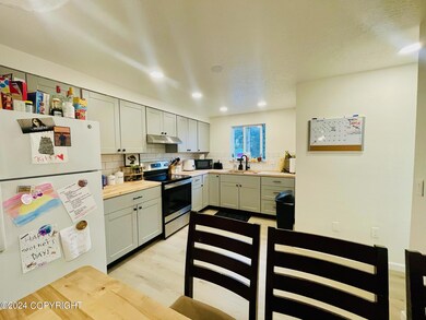 1218 Selief Ln unit 10, Kodiak, AK 99615 - photo 7