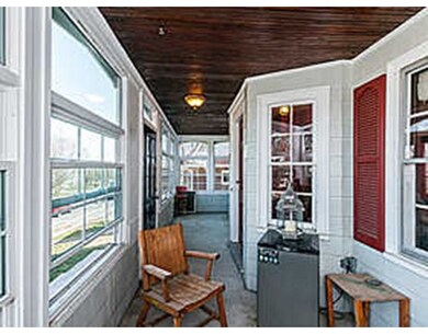 1405 Quincy Shore Dr, Quincy, MA 02169 - photo 3