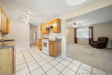 9325 S 259th East Ave, Broken Arrow, OK 74014 - photo 6