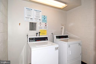 6145 Leesburg Pike unit 605, Falls Church, VA 22041 - photo 2